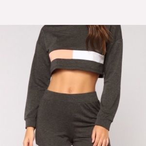 Fashion Nova colorblock Cropped hoodie